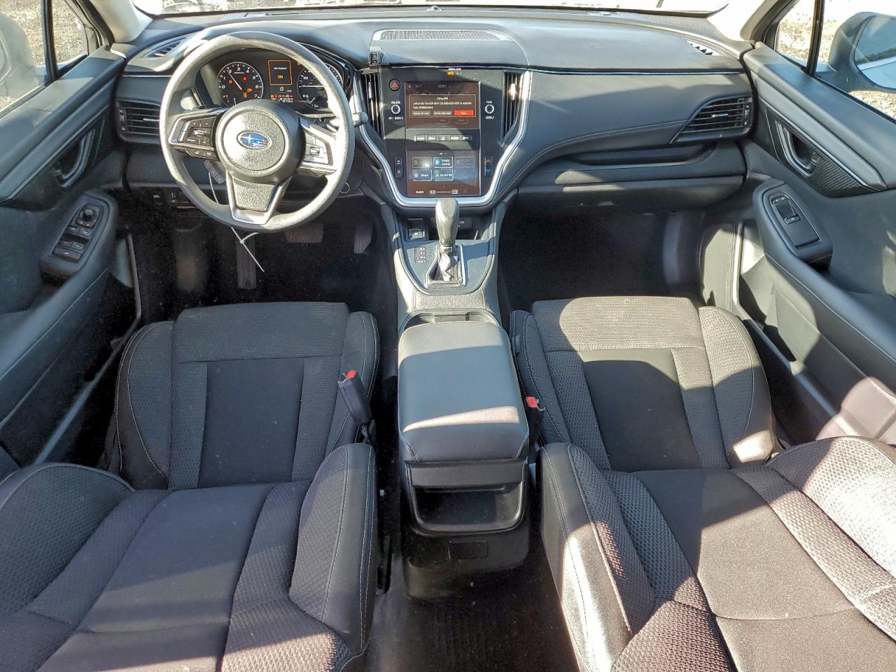 Subaru Legacy Image 6