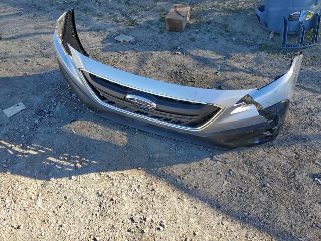 Subaru Legacy Image 8