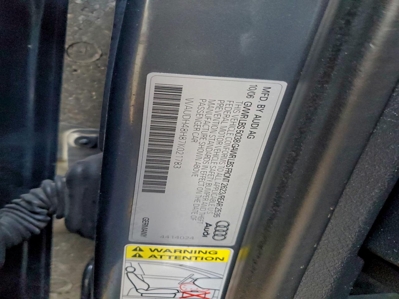 Audi A4 3.2 Cabriolet Quattro Image 10