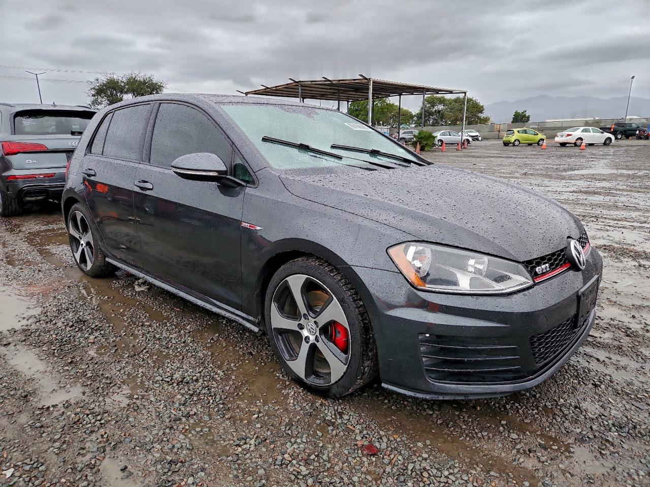 Volkswagen GTI Image 6