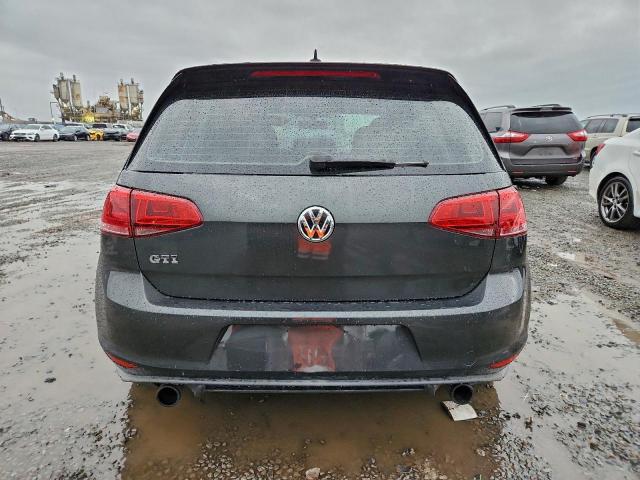 Volkswagen GTI Image 7