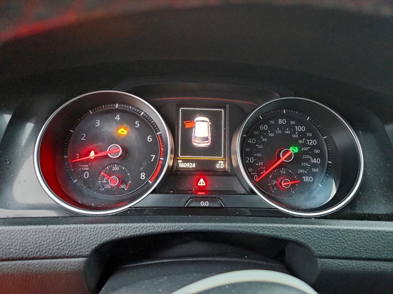 Volkswagen GTI Image 10