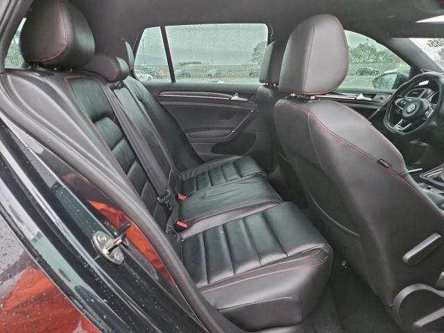 Volkswagen GTI Image 12