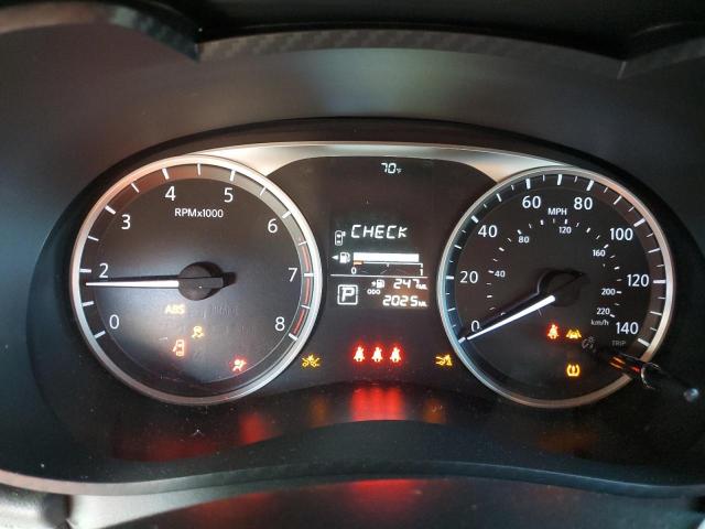 Nissan Versa S Image 8