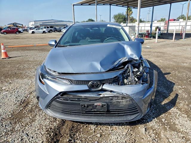 Toyota Corolla Le Image 7