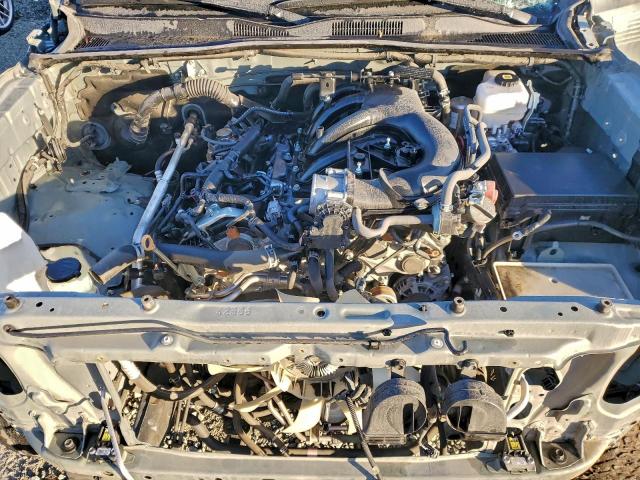 Toyota Tacoma Double Cab Image 12