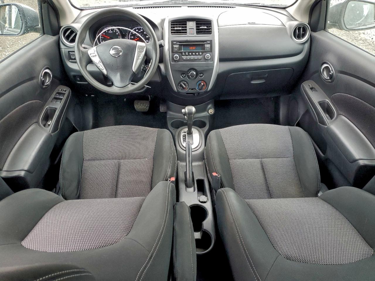 Nissan Versa S Image 11