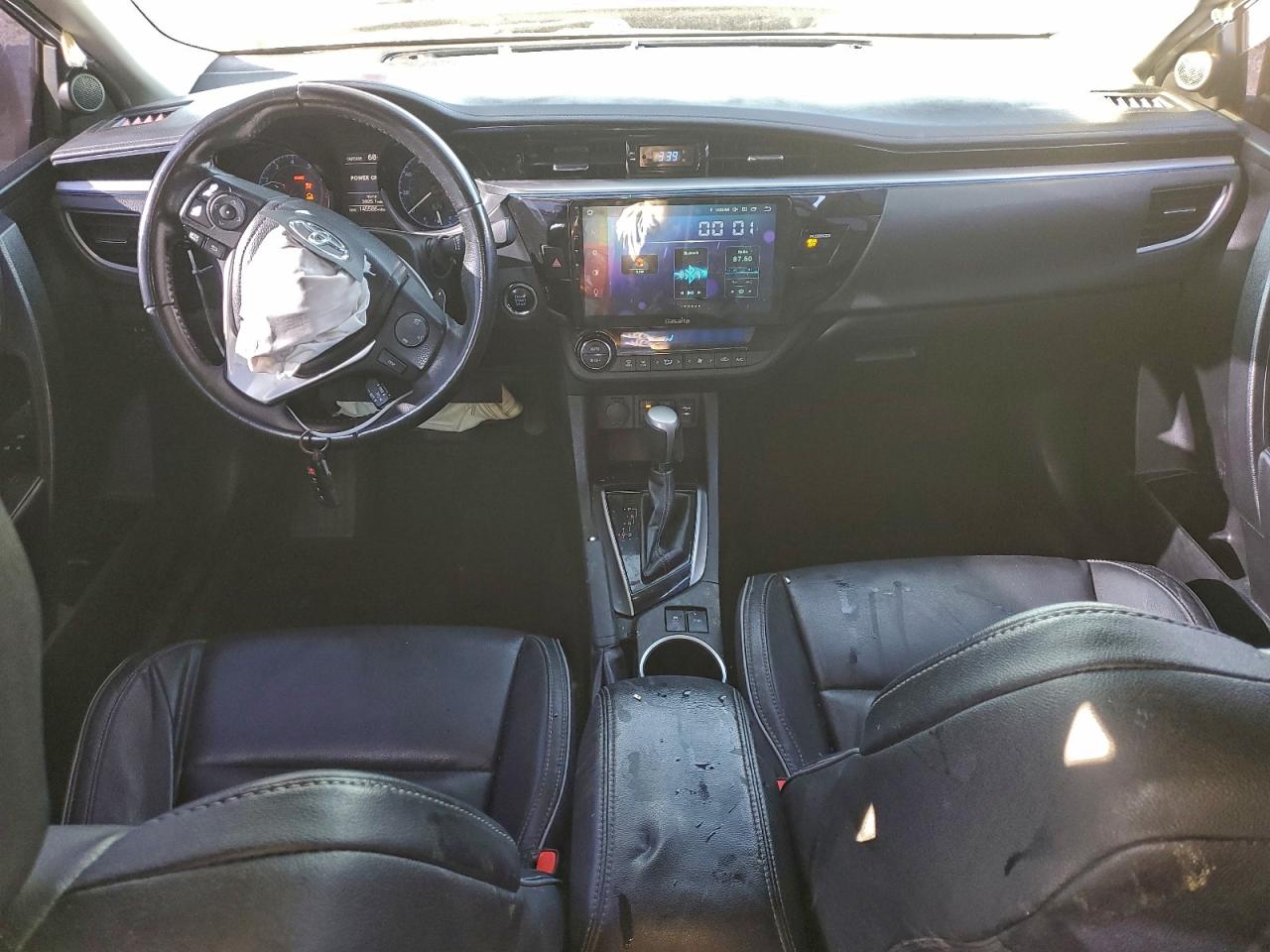 Toyota Corolla L Image 3