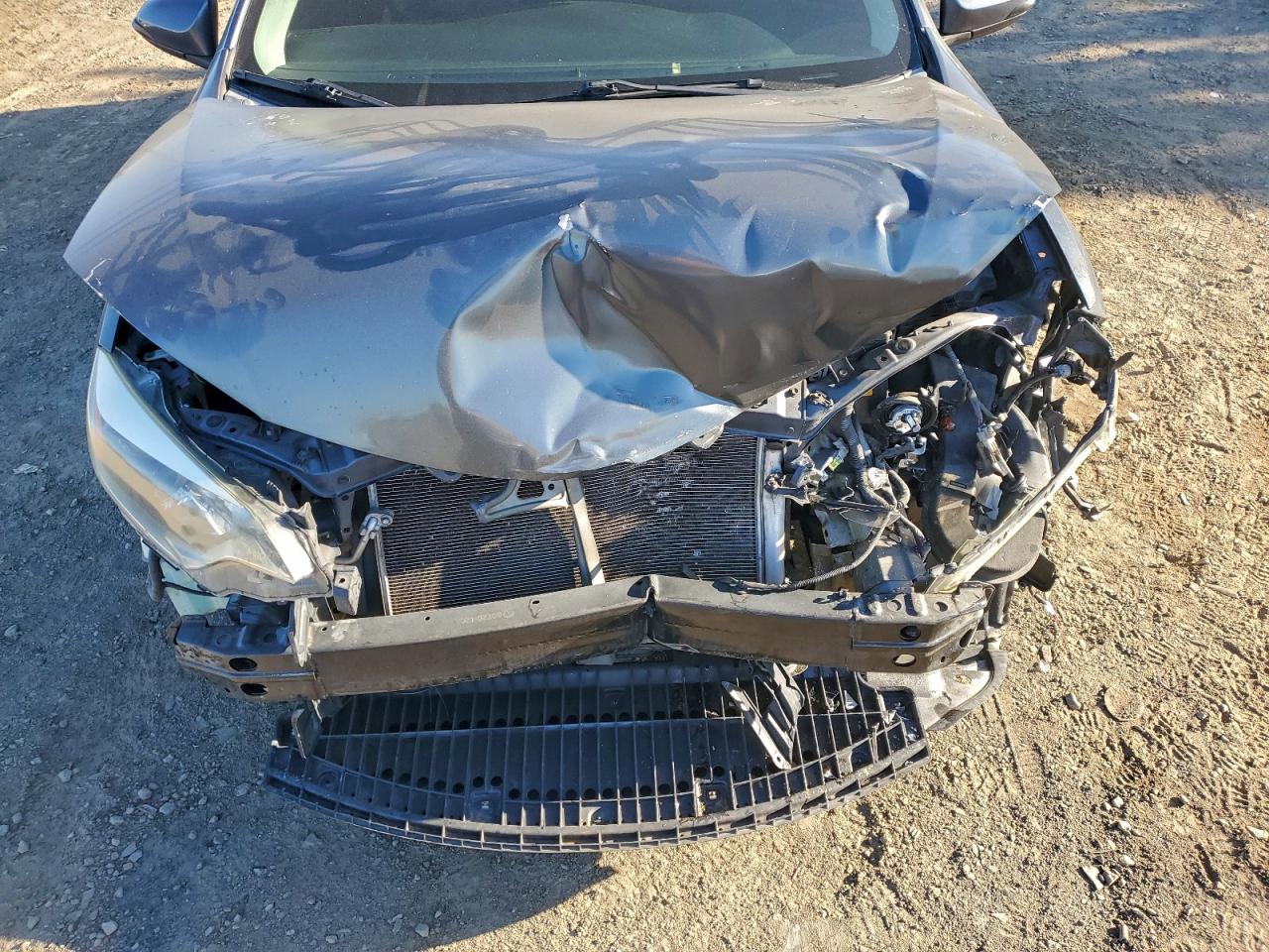 Toyota Corolla L Image 11