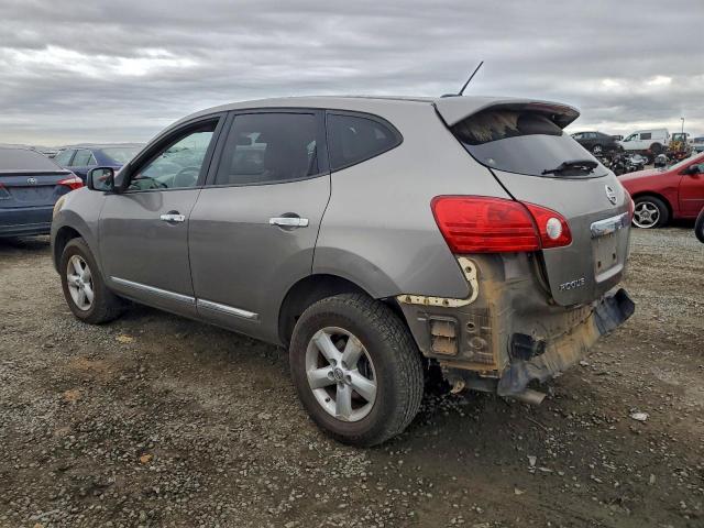 Nissan Rogue S Image 4