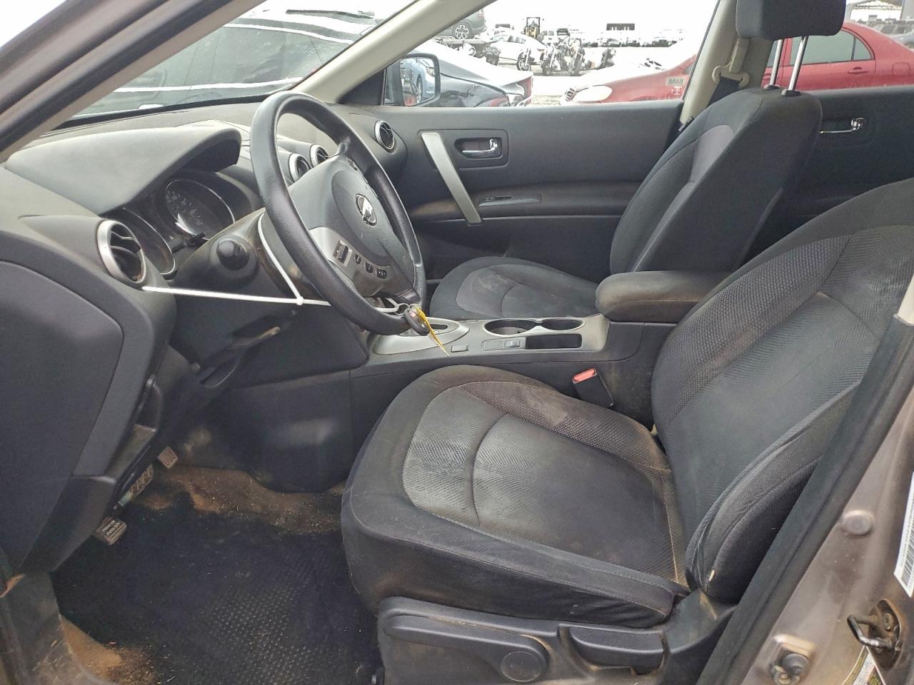 Nissan Rogue S Image 12