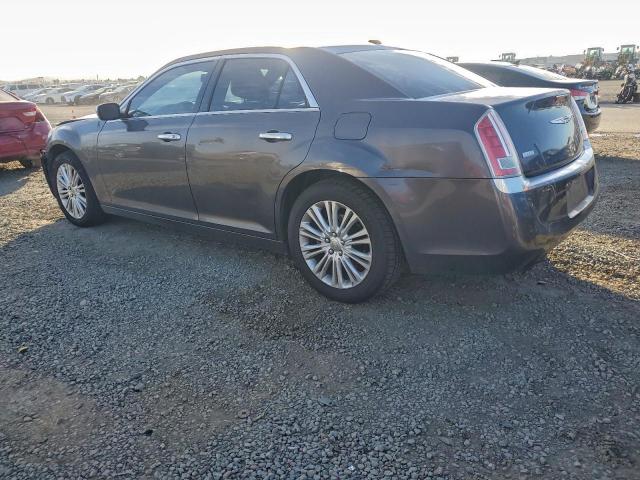 Chrysler 300 Varvatos Image 3