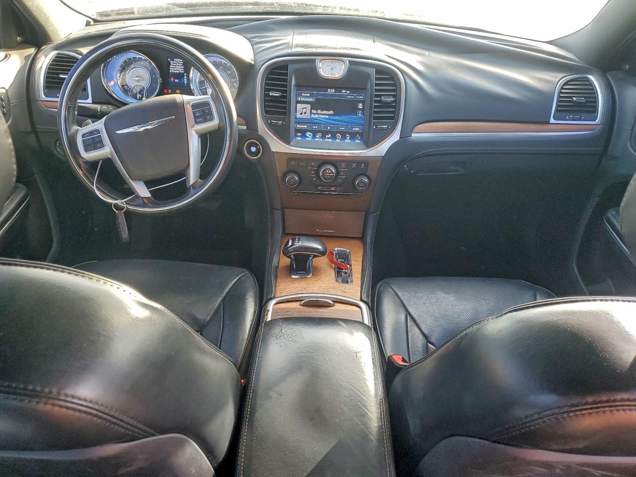 Chrysler 300 Varvatos Image 9