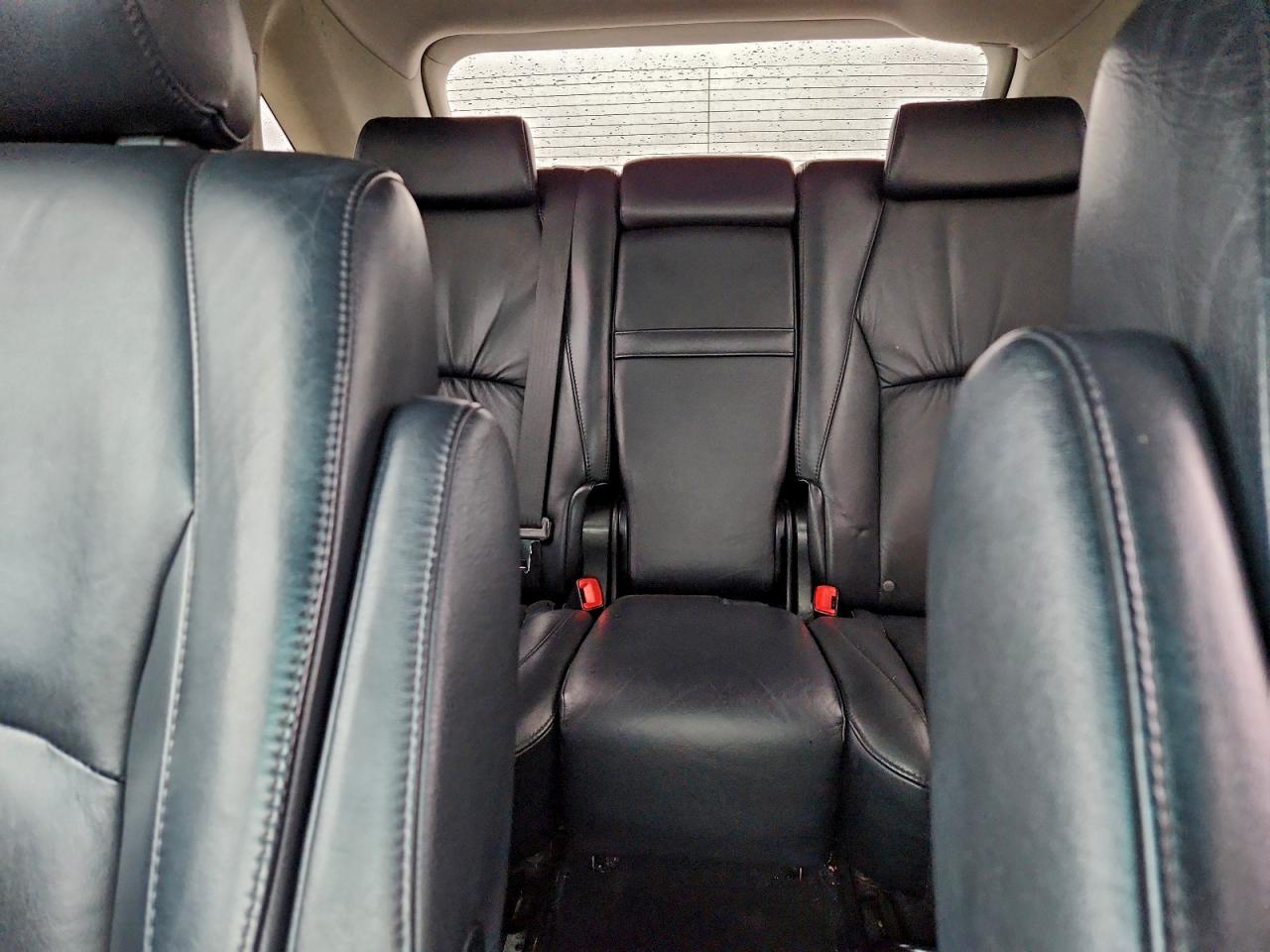 Lexus RX 330 Image 13