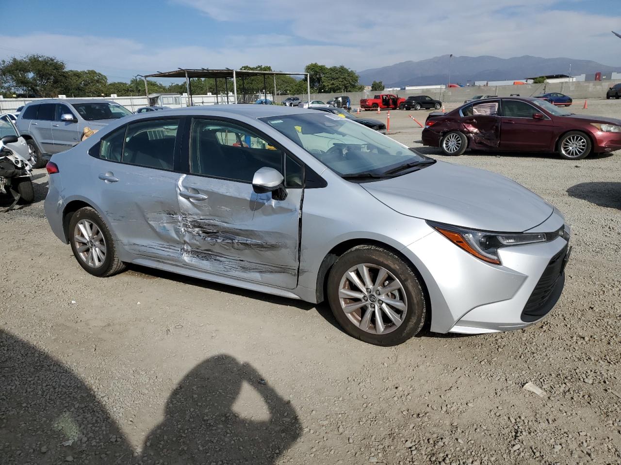 Toyota Corolla Le Image 4