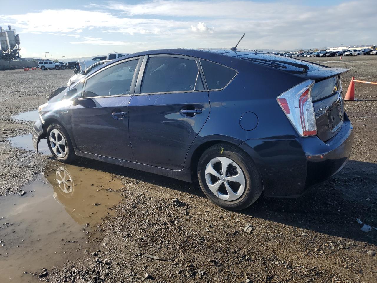 Toyota Prius Image 10