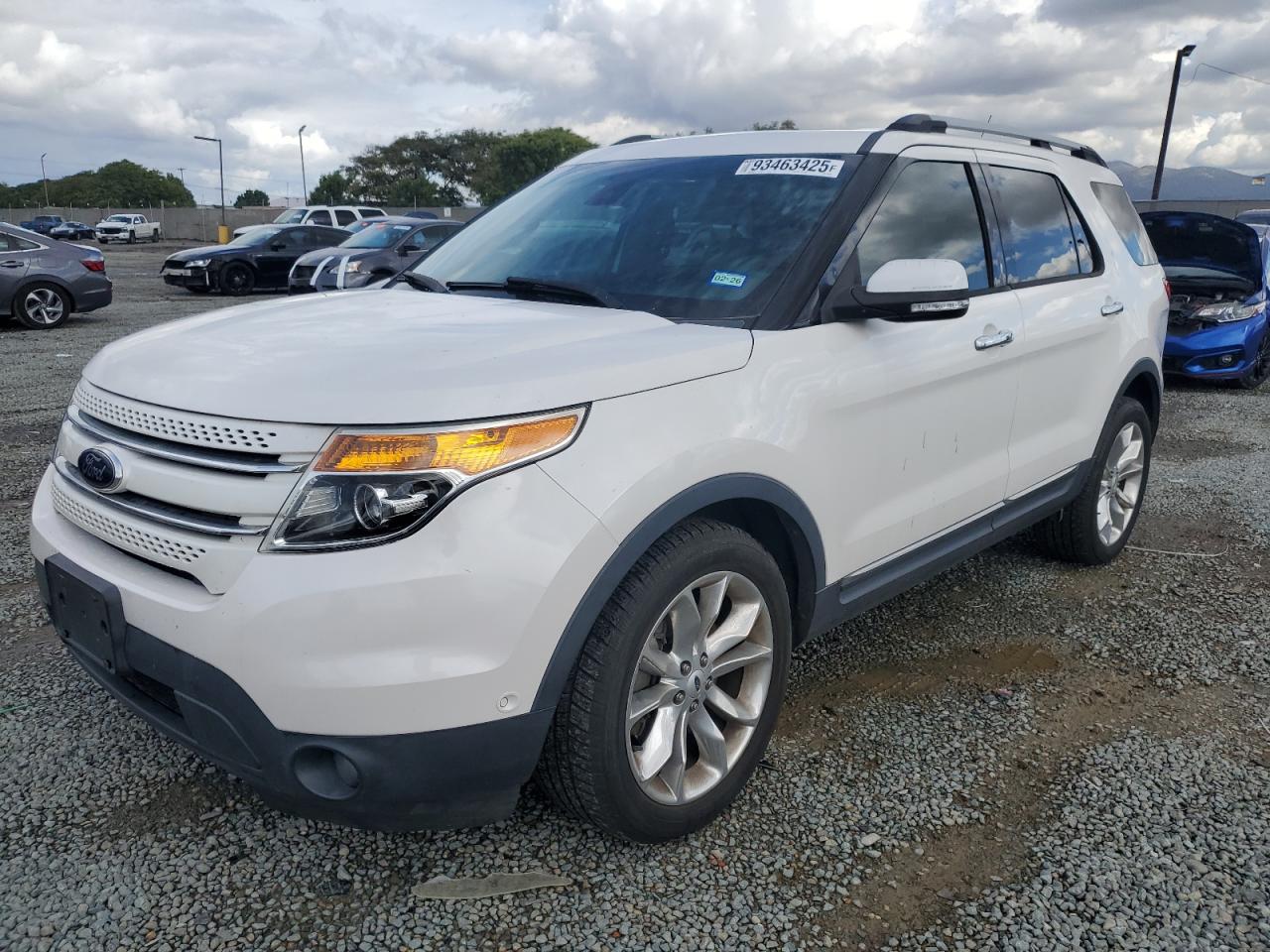 Ford Explorer Limited Image 1