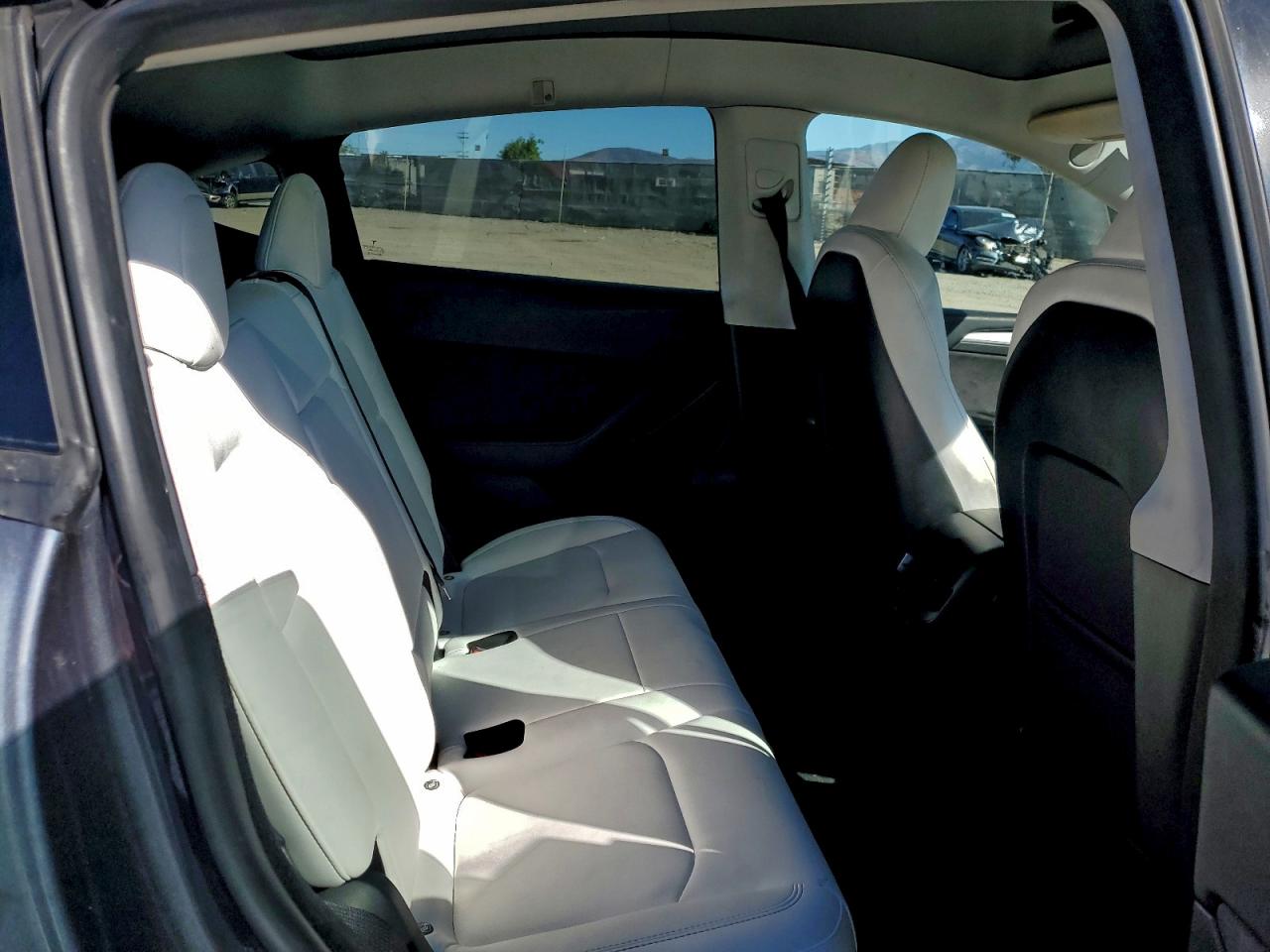 Tesla Model Y Image 14