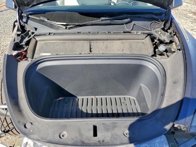 Tesla Model Y Image 11