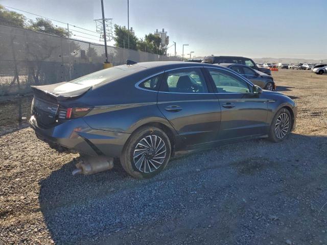 Hyundai SONATA Hybrid Image 11