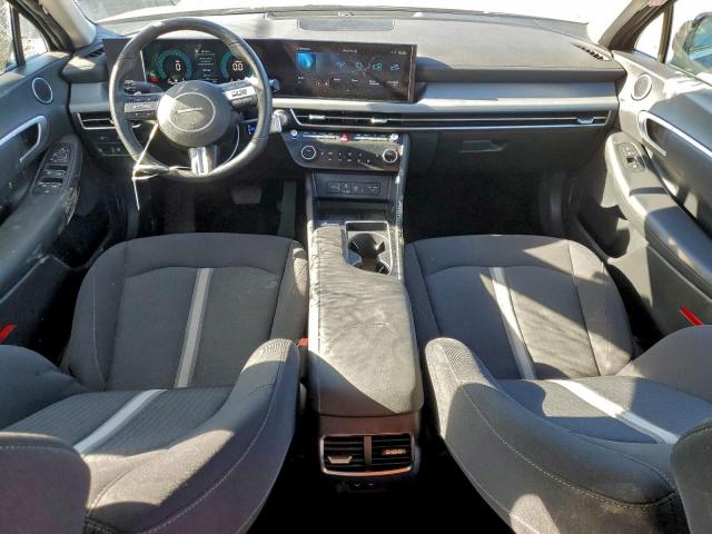 Hyundai SONATA Hybrid Image 8