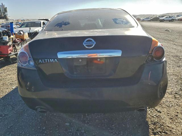 Nissan Altima Base Image 4