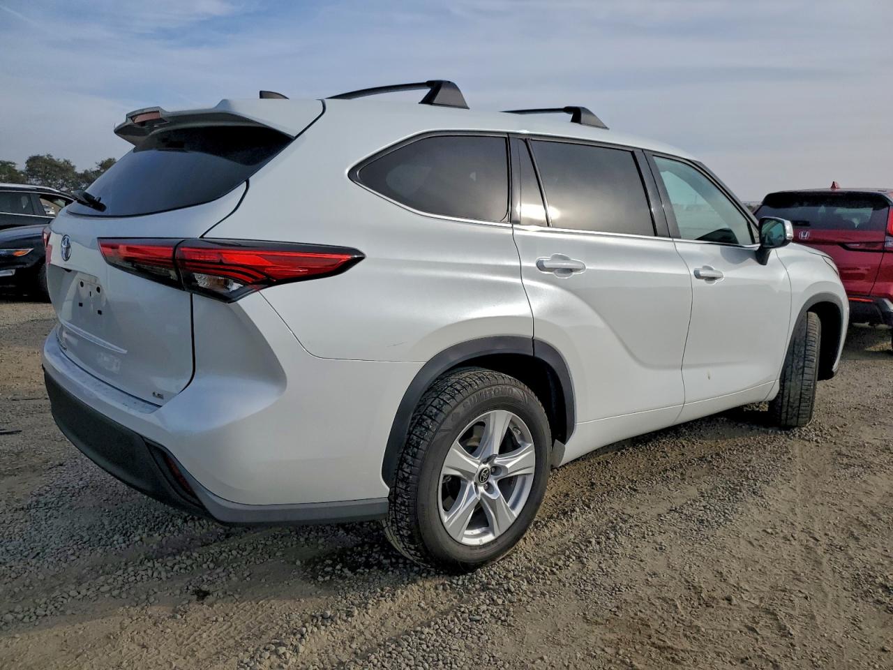 Toyota Highlander L Image 6