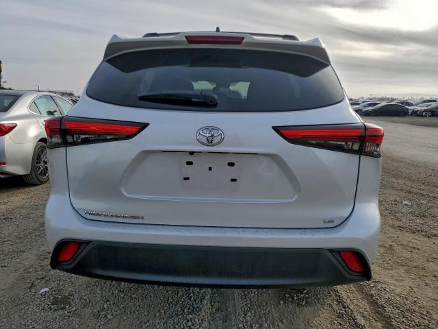 Toyota Highlander L Image 3