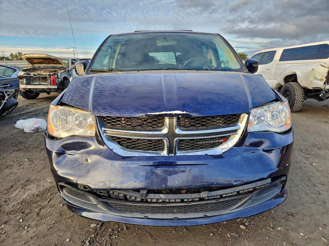 Dodge Caravan Sxt Image 6