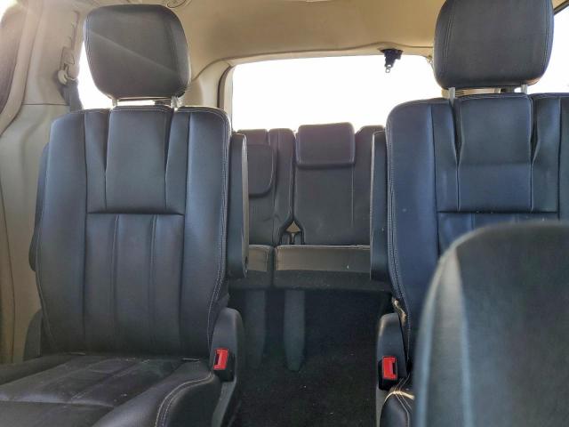 Chrysler Minivan Touring Image 12