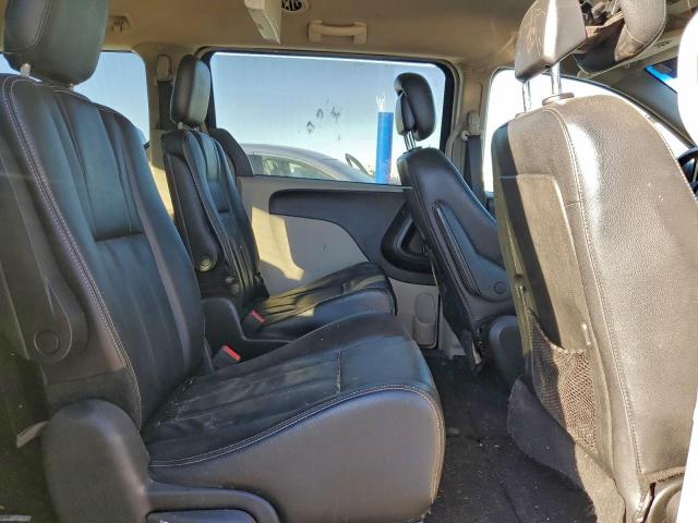 Chrysler Minivan Touring Image 8