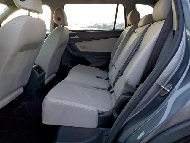 Volkswagen Tiguan S Image 7
