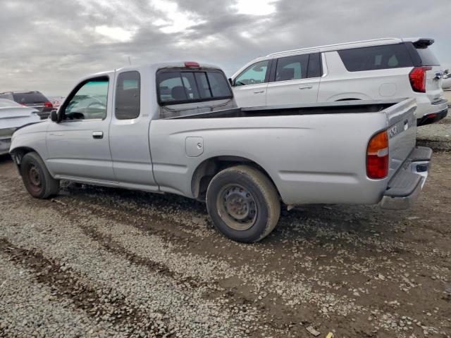 Toyota Tacoma Xtracab Image 11