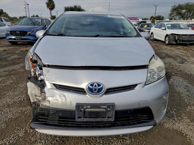 Toyota Prius Image 4