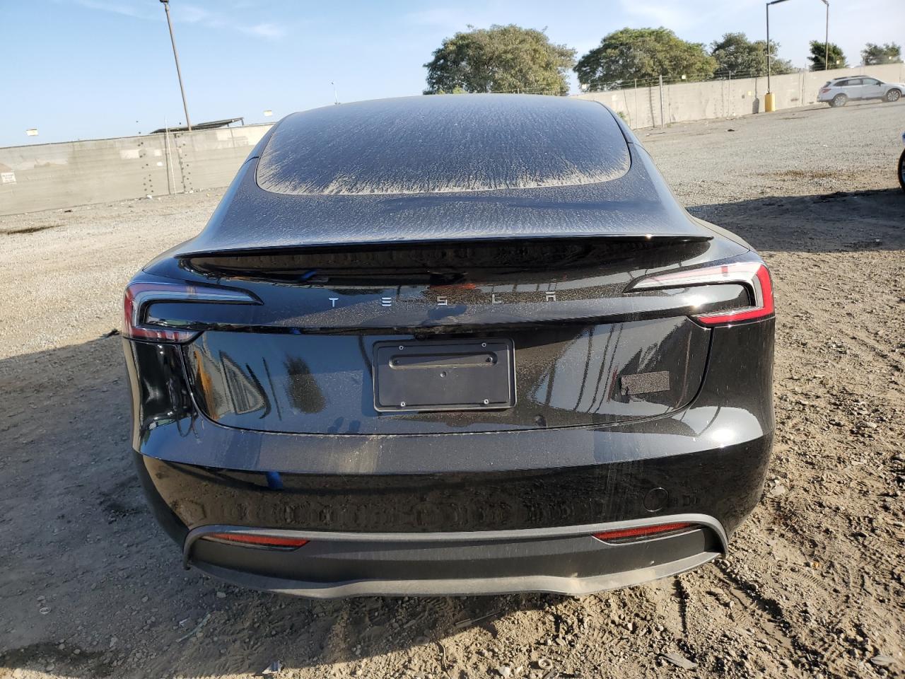 Tesla Model 3 Image 3