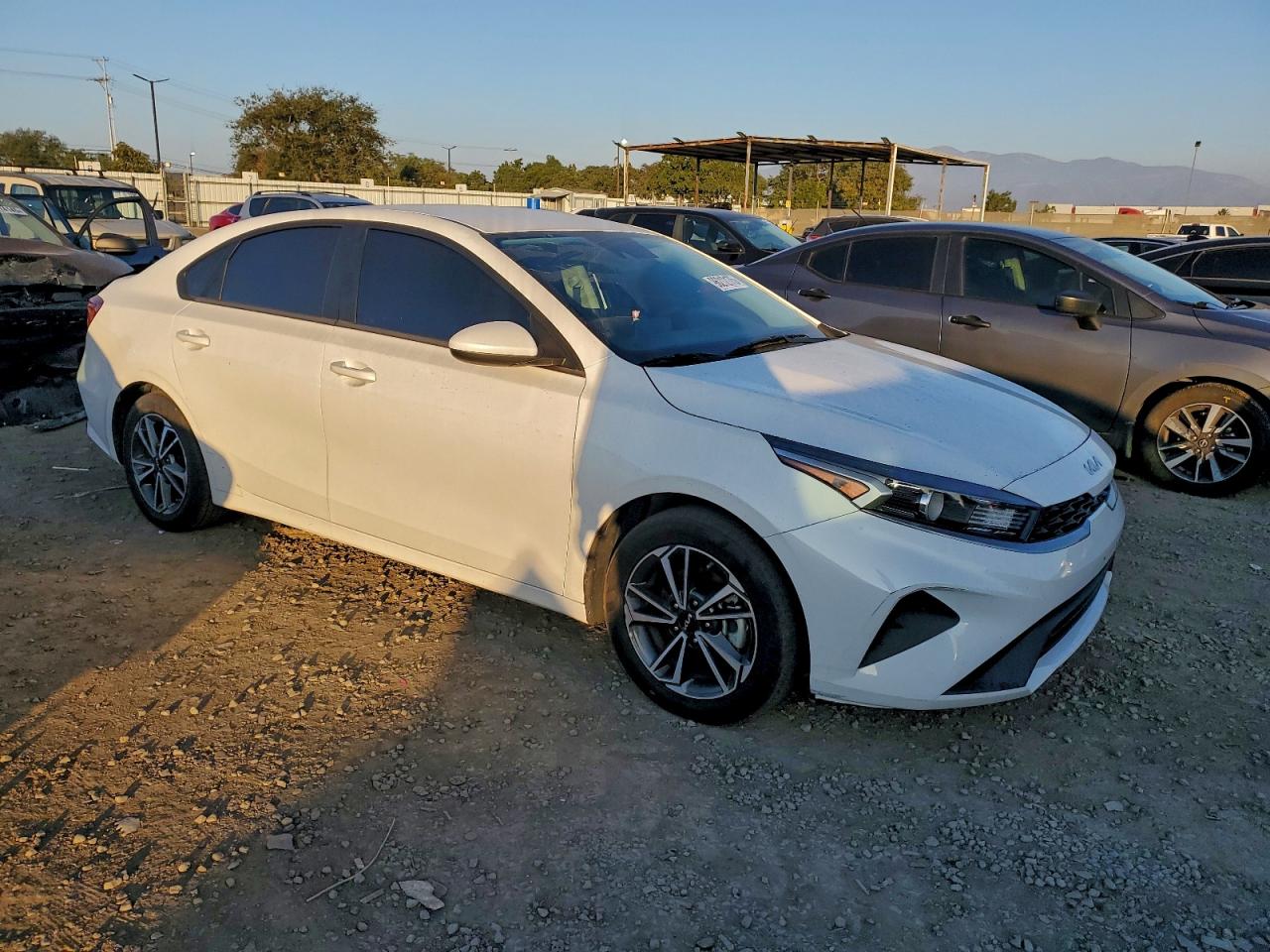 Kia Forte Fe Image 3