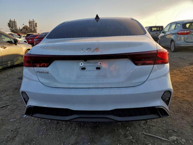 Kia Forte Fe Image 11