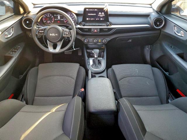 Kia Forte Fe Image 5