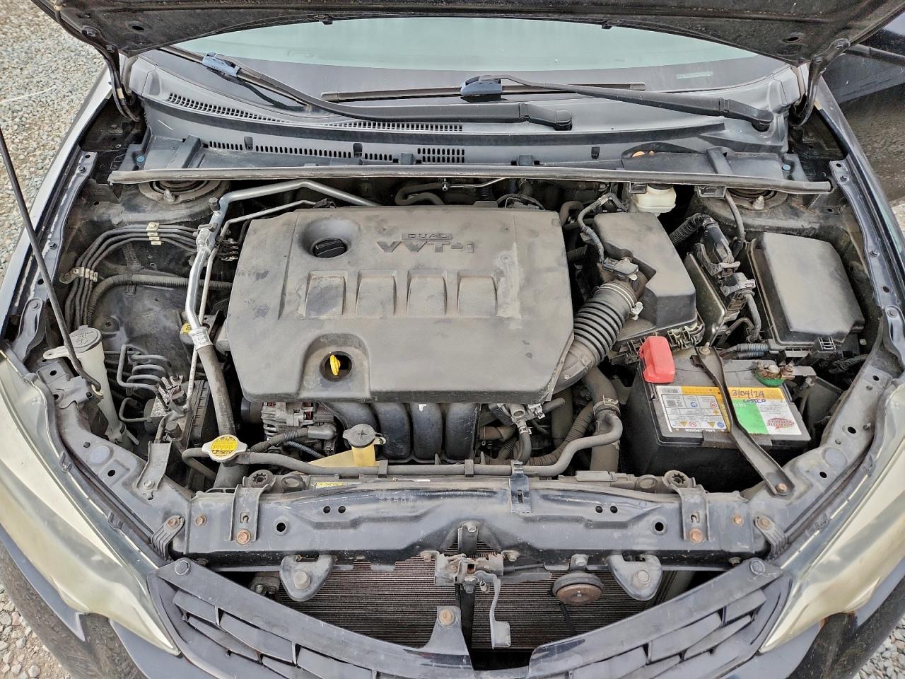 Toyota Corolla L Image 12