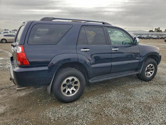 Toyota 4Runner Sr5 Image 5