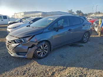  Salvage Nissan Versa