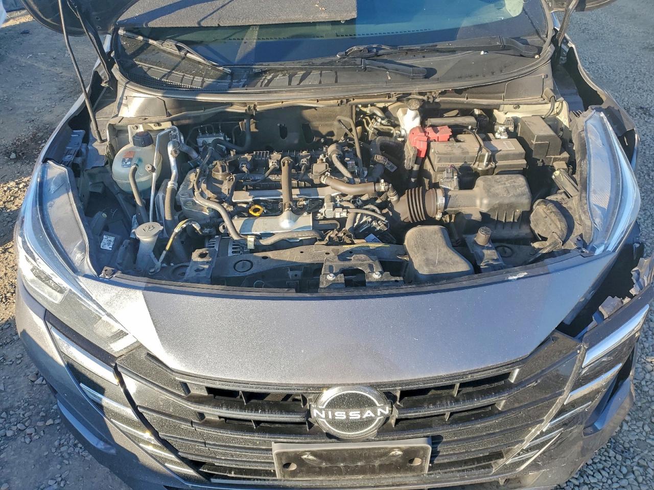 Nissan Versa S Image 9