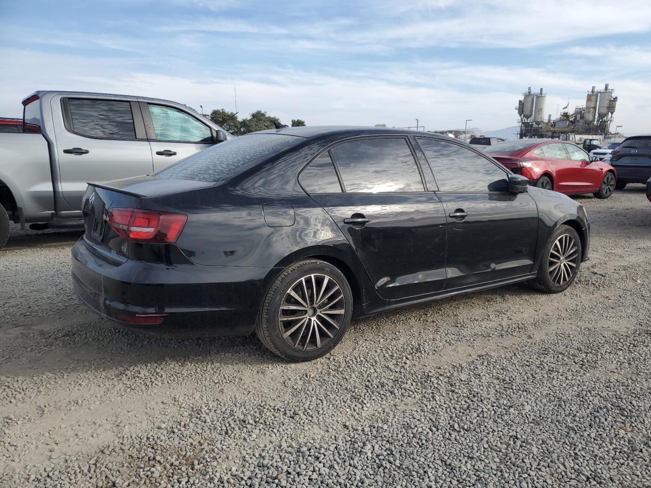 Volkswagen Jetta Sport Image 9