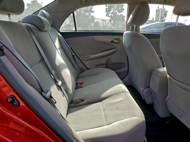 Toyota Corolla Base Image 7