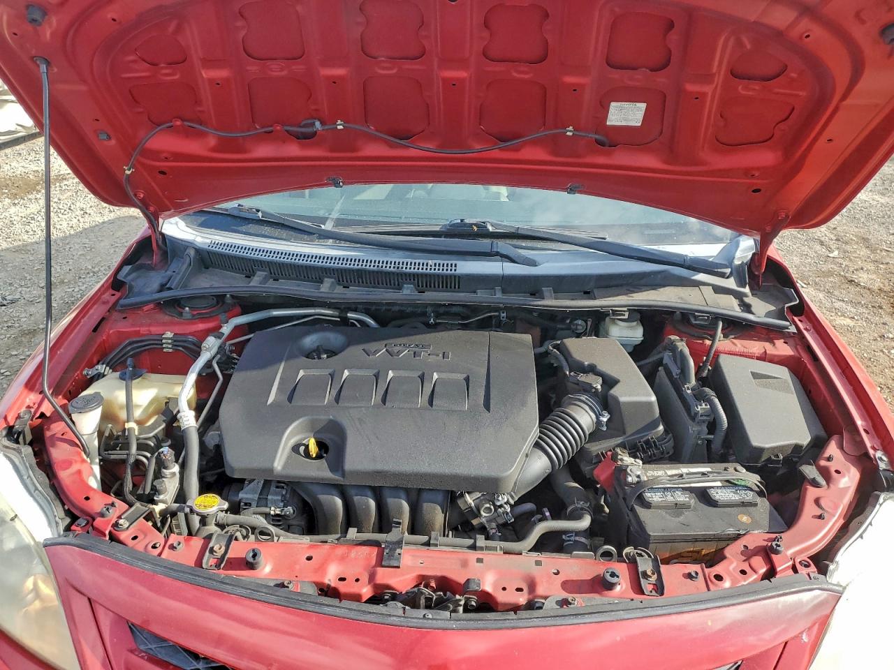 Toyota Corolla Base Image 12