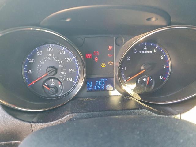 Hyundai Genesis 2.0t Image 13