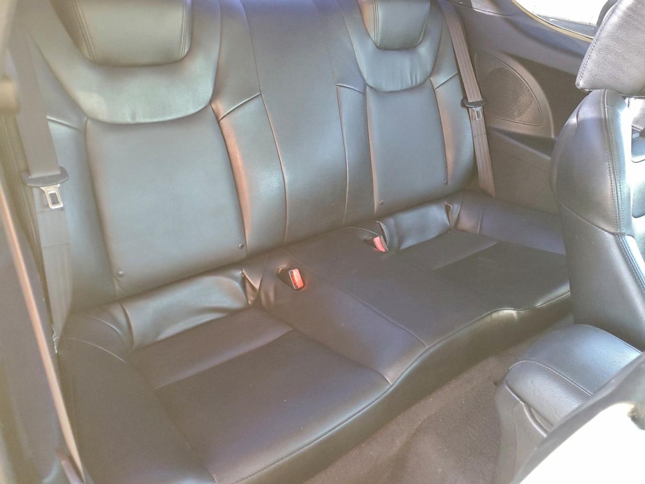 Hyundai Genesis 2.0t Image 8