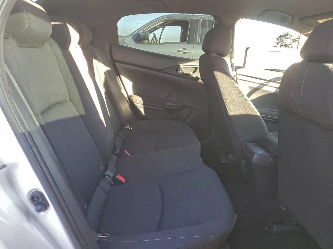 Honda Civic Sport Image 9