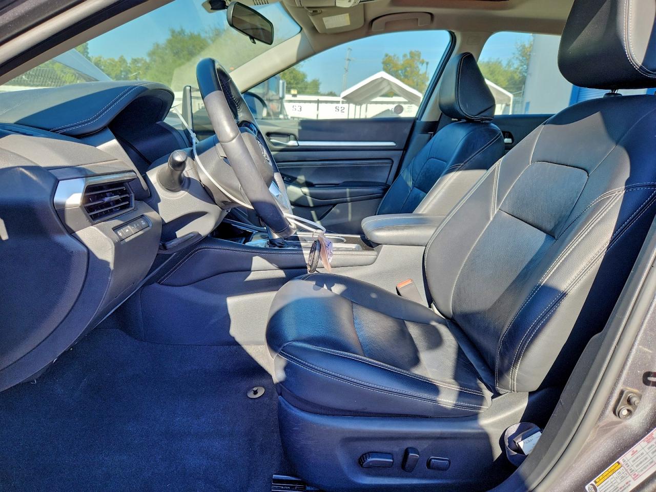 Nissan Altima Sl Image 10