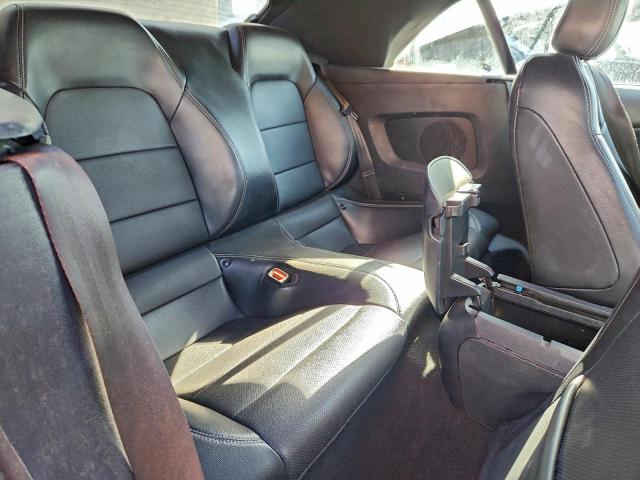 Ford Mustang Image 10